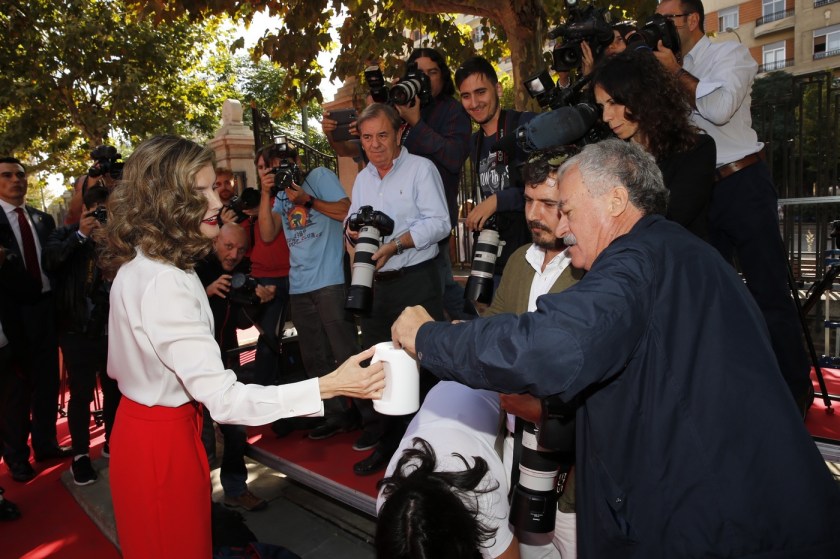 reina_dia_banderita_20161005_18